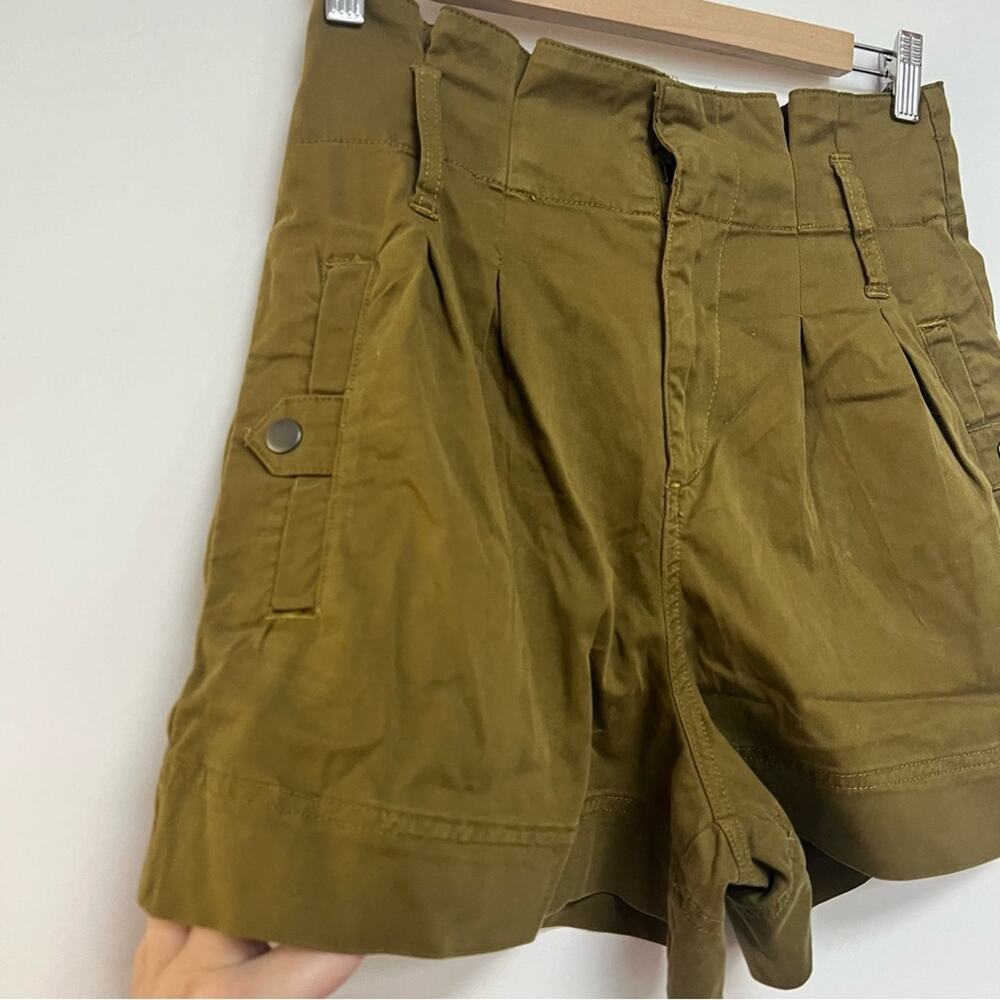NWT No Belt TopShop Paperbag Cargo Shorts Olive Green High Rise Waist Size 6 - Picture 4 of 8